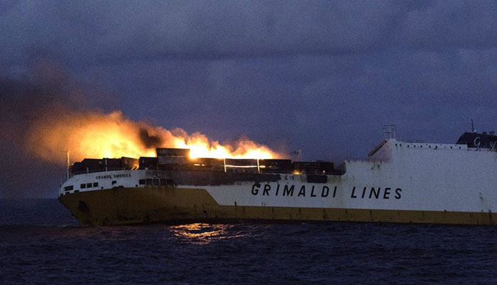 Naufrage du Grande America : une pollution est probable sur les côtes atlantiques - Crédit photo : © france3-regions.francetvinfo.fr